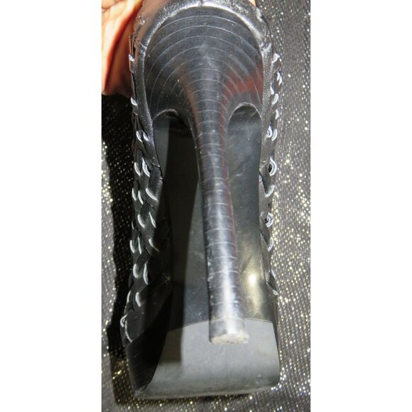 Calvin Klein Black Italian Leather Woven Caged Heels Pumps Booties 6.5 - Picture 11 of 14